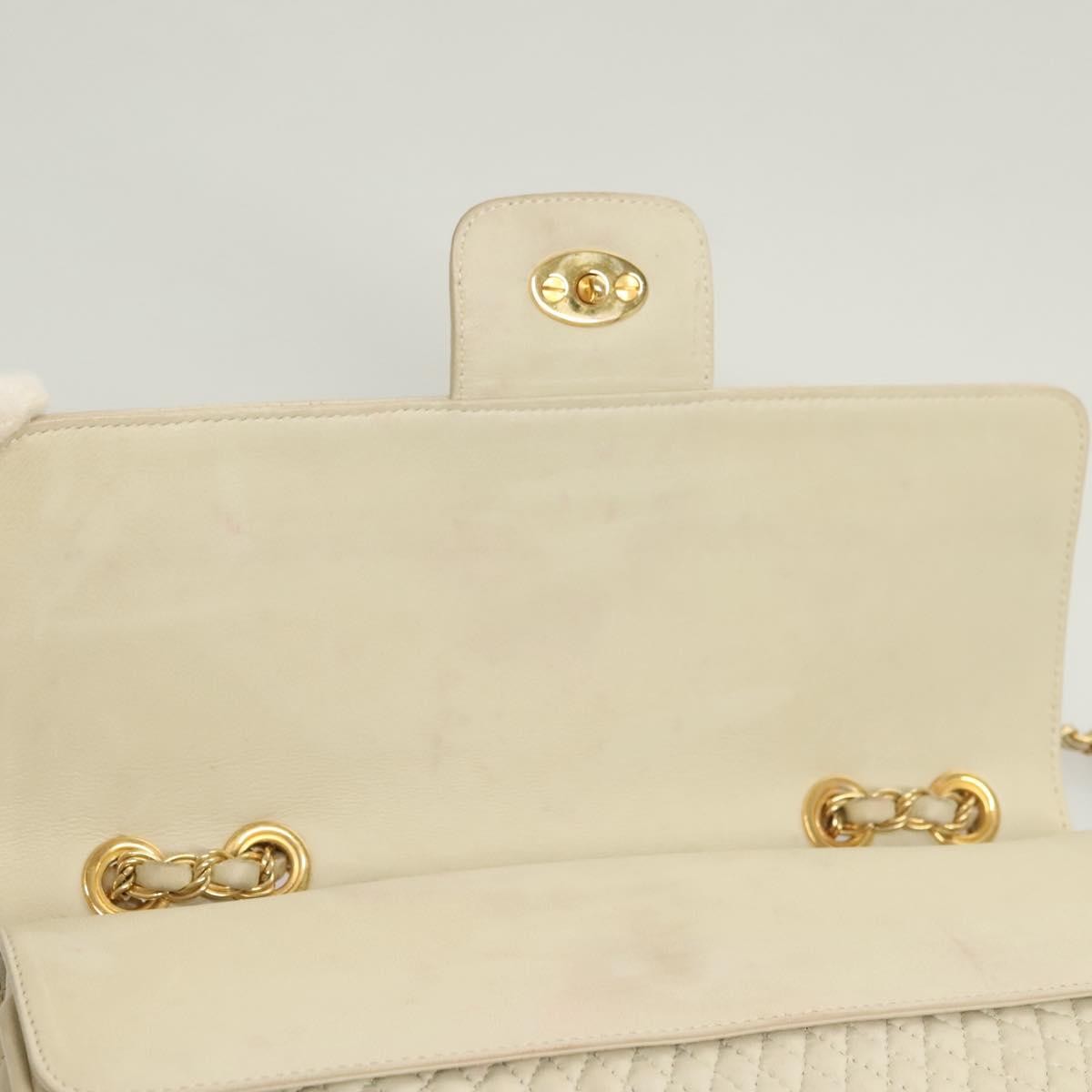 Bally Vintage Chain Shoulder Bag Quilted Leather, WHITE, LEATHER, Shoulder bag