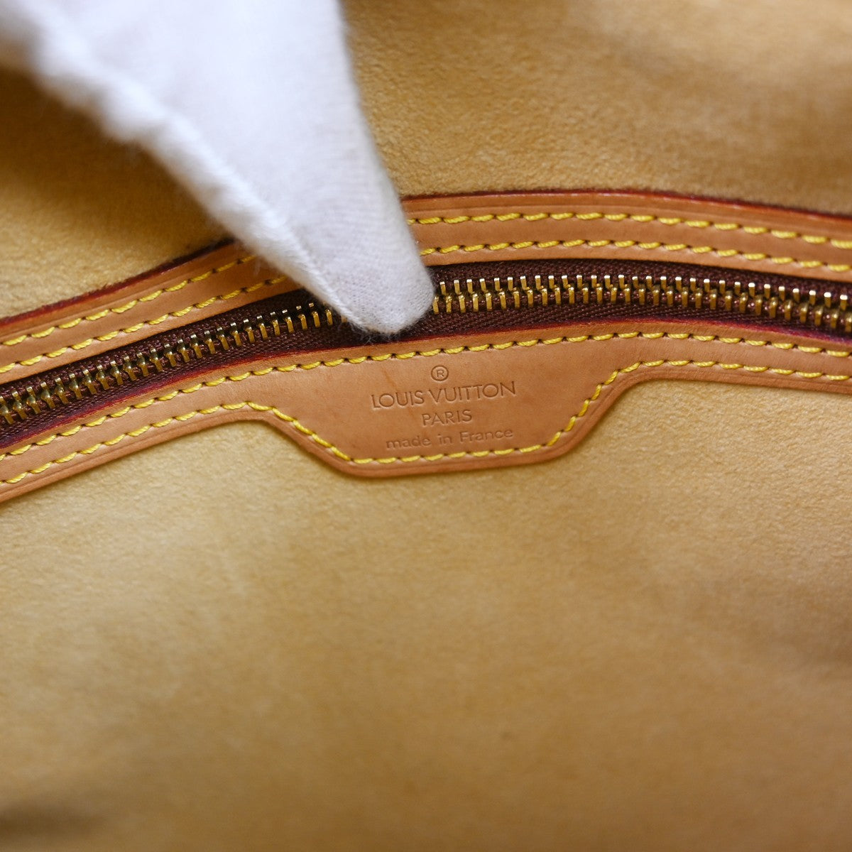 Louis Vuitton Monogram Looping Handbag Monogram Canvas, Brown, Canvas, Handbag
