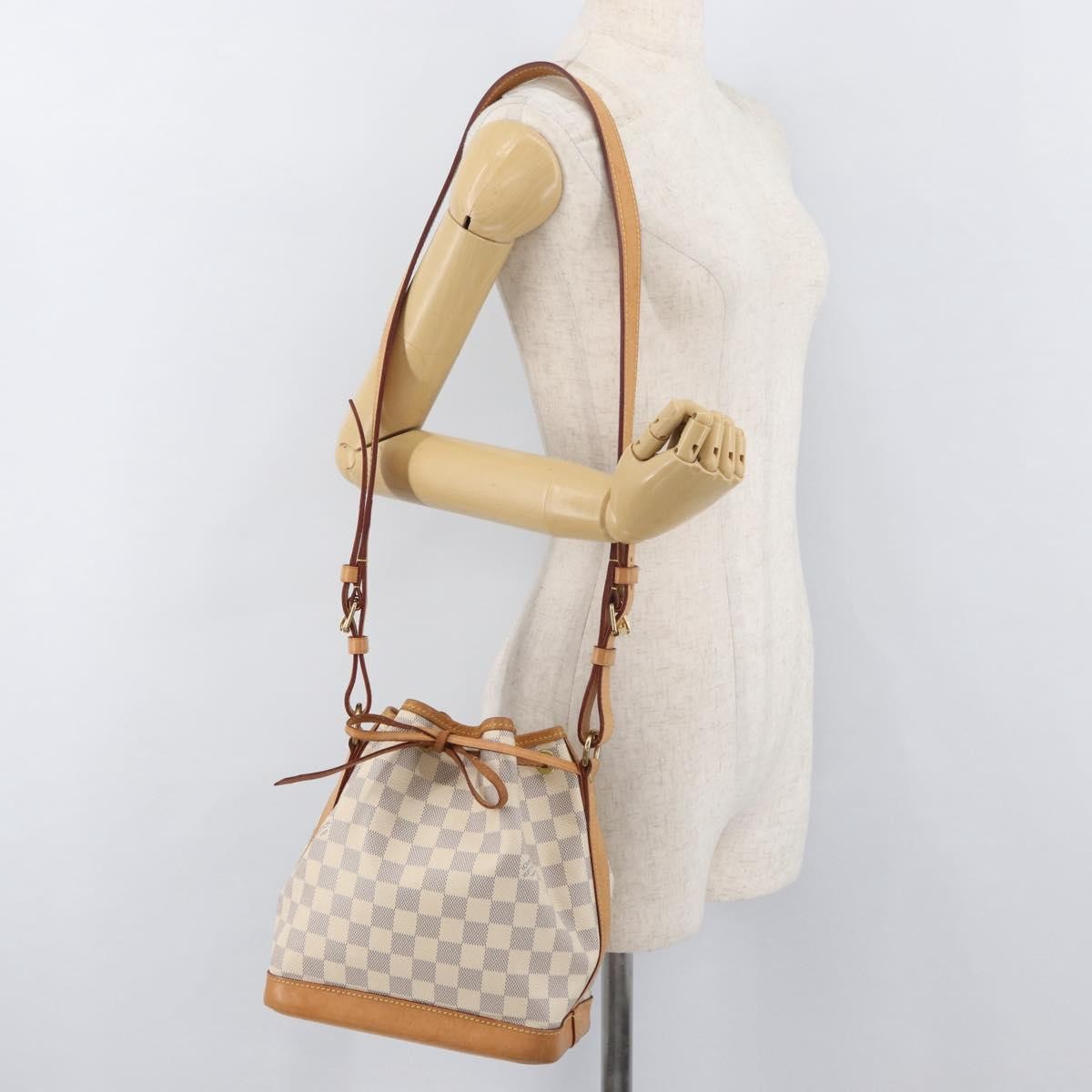 Louis Vuitton Noe Handbag Damier, White, Canvas, Handbag
