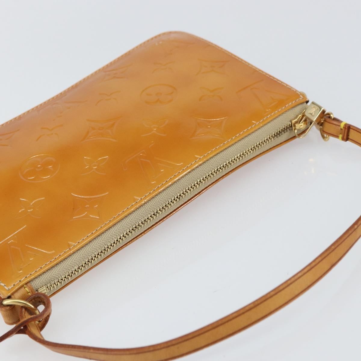 Louis Vuitton Lexington Pochette Patent Leather, BEIGE, PATENT_LEATHER, Clutche & pouche