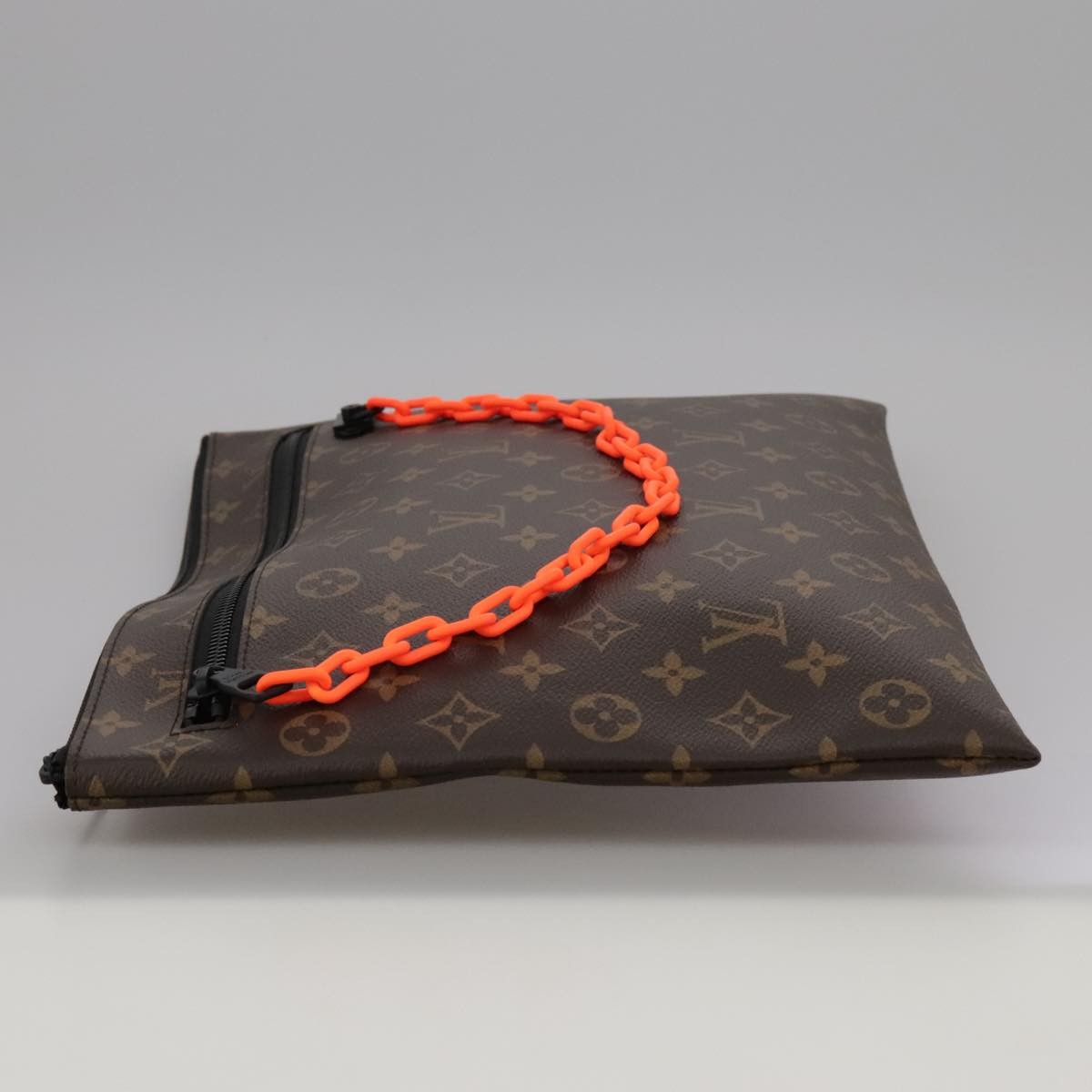 Louis Vuitton Solar Ray A4 Pouch Monogram Canvas, BROWN, CANVAS, Clutche & pouche