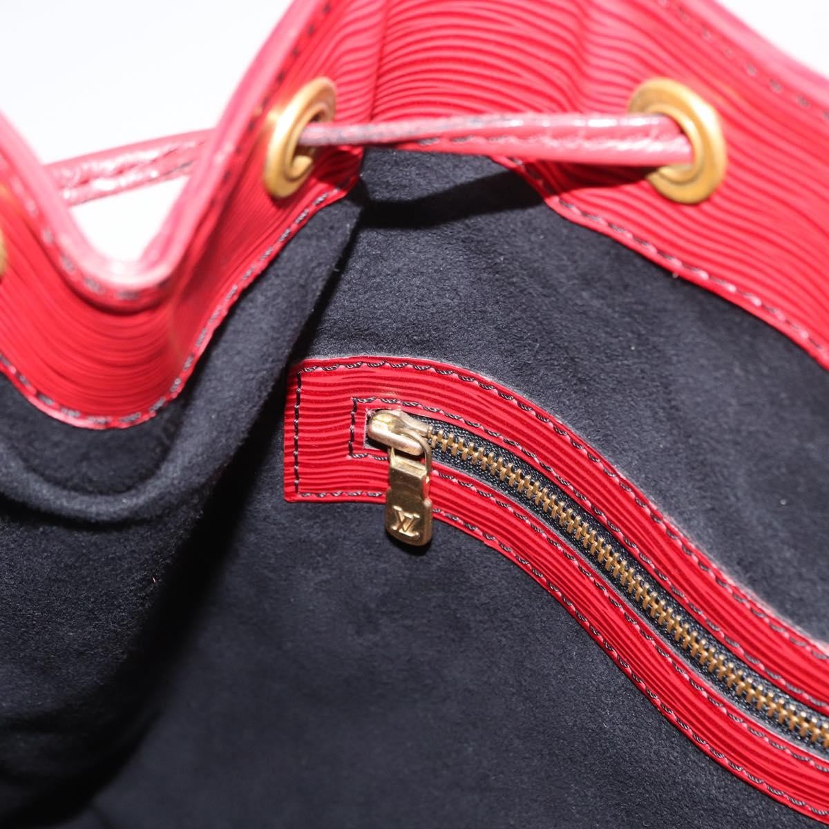 Louis Vuitton Petit Noe NM Handbag Epi Leather, RED, LEATHER, Shoulder bag