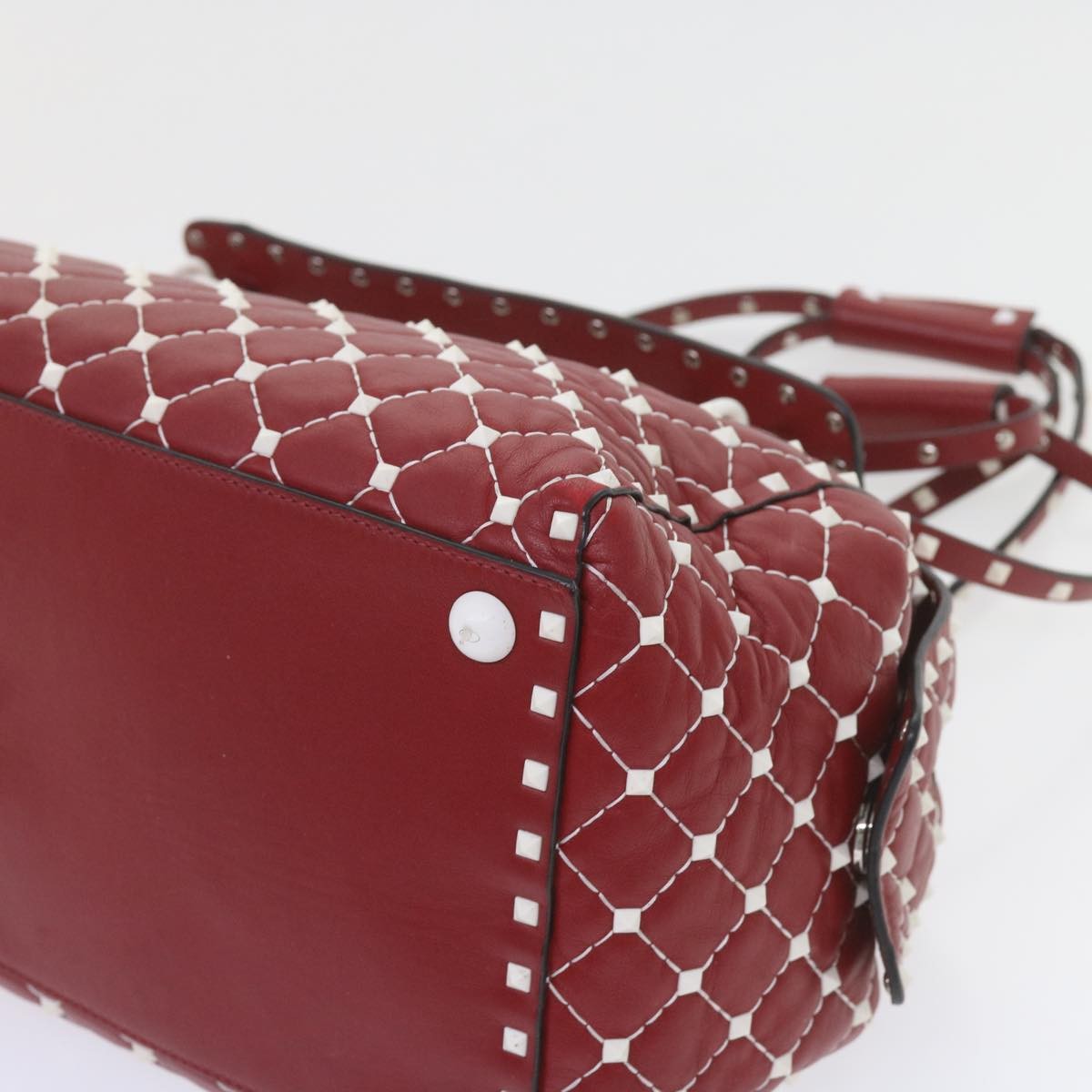 Valentino Garavani Free Rockstud Spike Duffle Bag Quilted Leather, RED, LEATHER, Shoulder bag