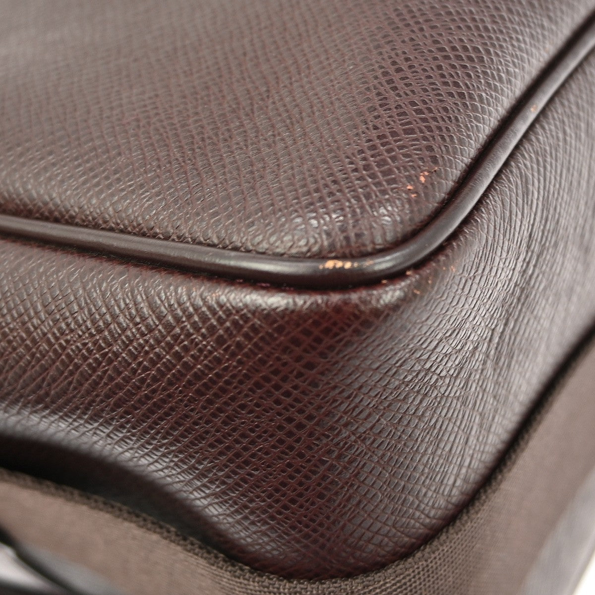 Louis Vuitton Reporter Bag Taiga Leather, PURPLE, LEATHER, Shoulder bag