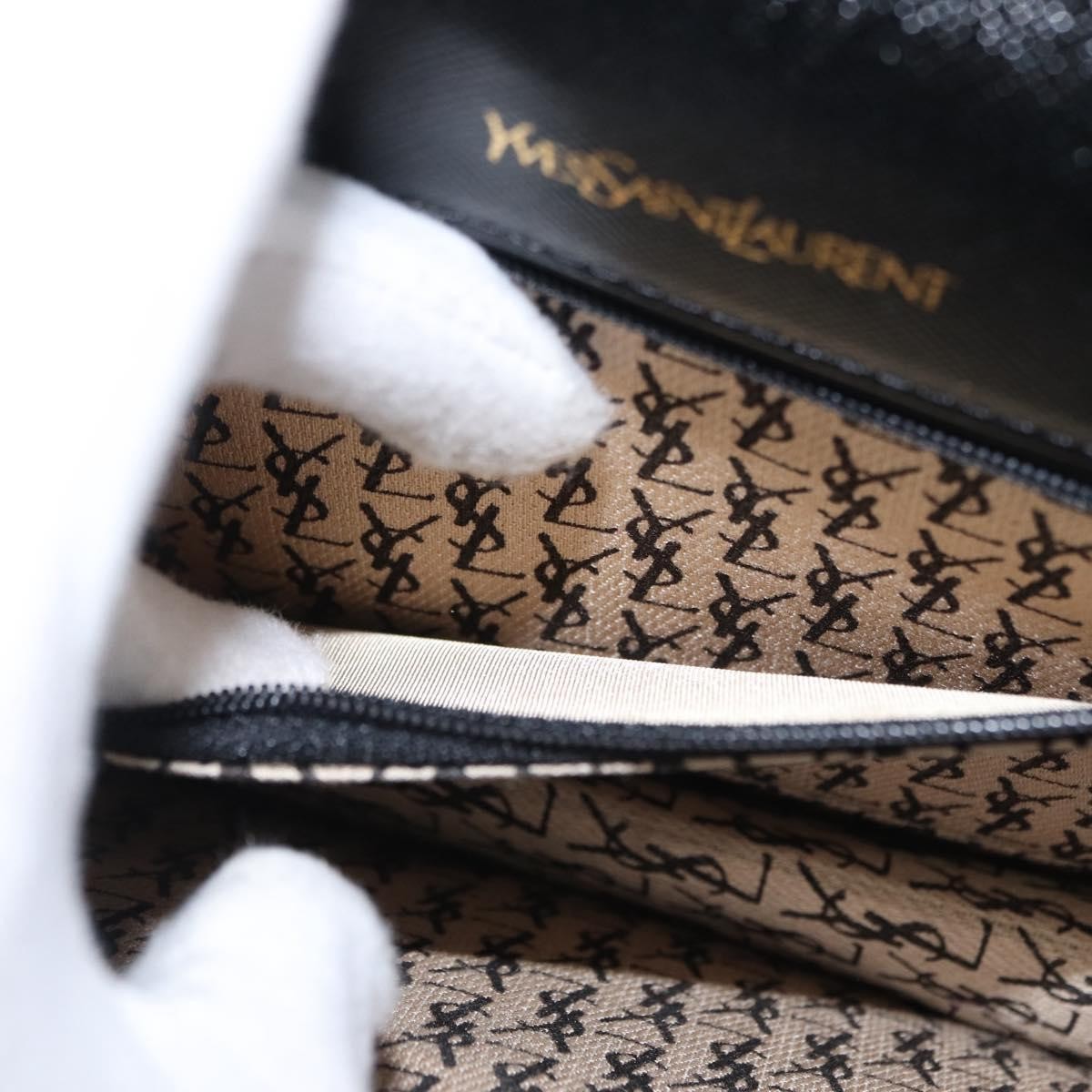 Saint Laurent Vintage Pouch Leather, BLACK, LEATHER, Clutche & pouche