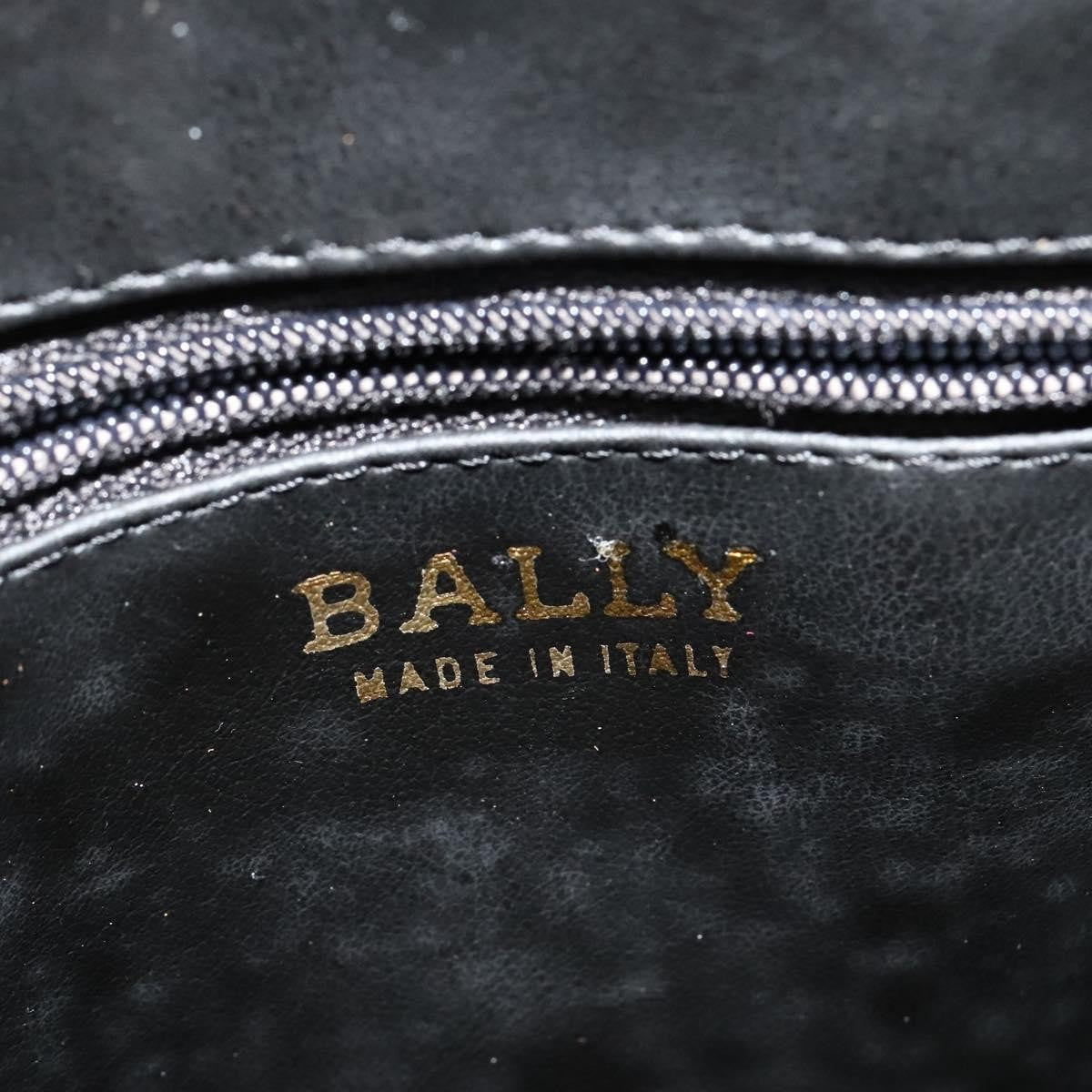 Bally Vintage Chain Shoulder Bag Quilted Leather, Ecru, Leather, Shoulder Bag