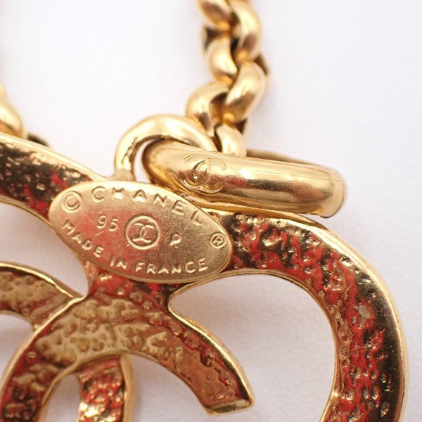 Chanel Vintage CC Heart Pendant Long Necklace Metal, Gold, Gold Plated, Necklace