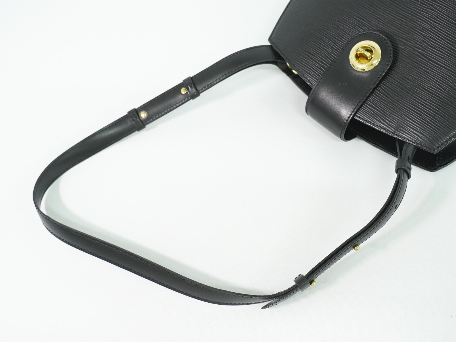 Louis Vuitton Cluny Shoulder Bag Epi Leather, BLACK, LEATHER, Shoulder bag