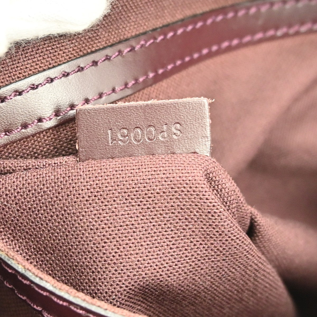 Louis Vuitton Reporter Bag Taiga Leather, PURPLE, LEATHER, Shoulder bag