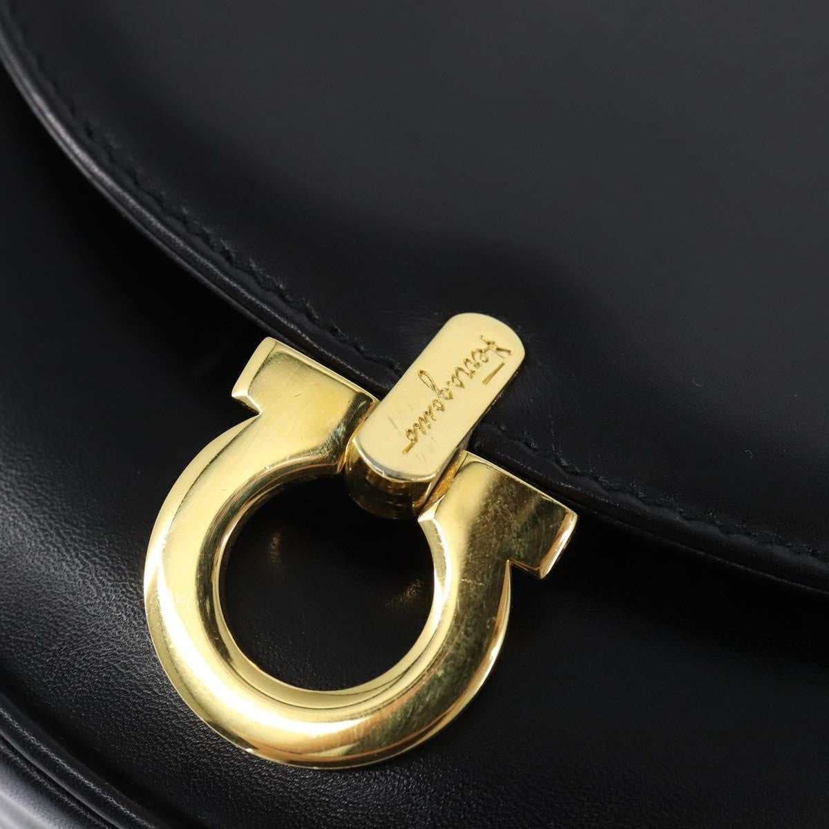 Salvatore Ferragamo Gancini Chain Shoulder bag Leather, BLACK, LEATHER, Shoulder bag
