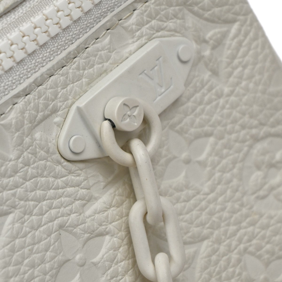 Louis Vuitton Pochette A4 Monogram Taurillon Leather, WHITE, LEATHER, Clutche & pouche