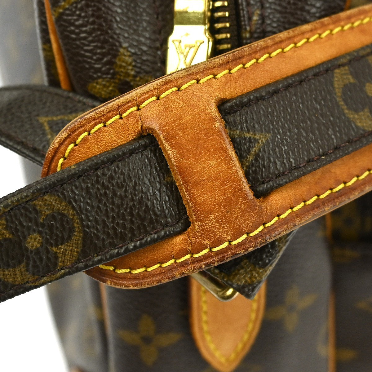 Louis Vuitton Nil Messenger Bag Monogram Canvas, Brown, Canvas, Crossbody Bag