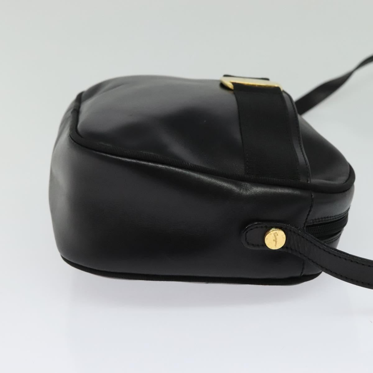 Salvatore Ferragamo Vala Shoulder Bag Leather, BLACK, LEATHER, Shoulder bag