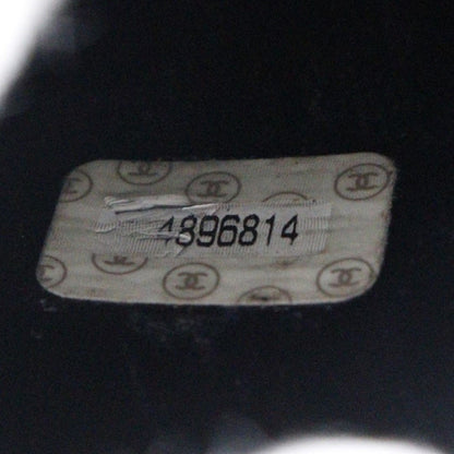 Chanel Vintage Timeless Cosmetic Case Caviar, BLACK, LEATHER, Toiletry Case