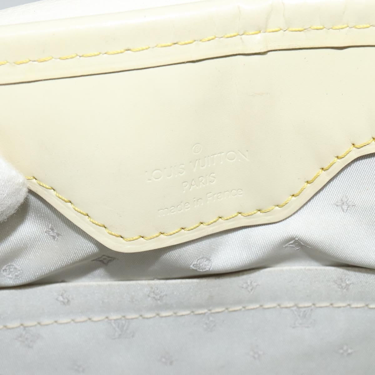 Louis Vuitton Suhali L'Essentiel Handbag Leather, WHITE, LEATHER, Shoulder bag