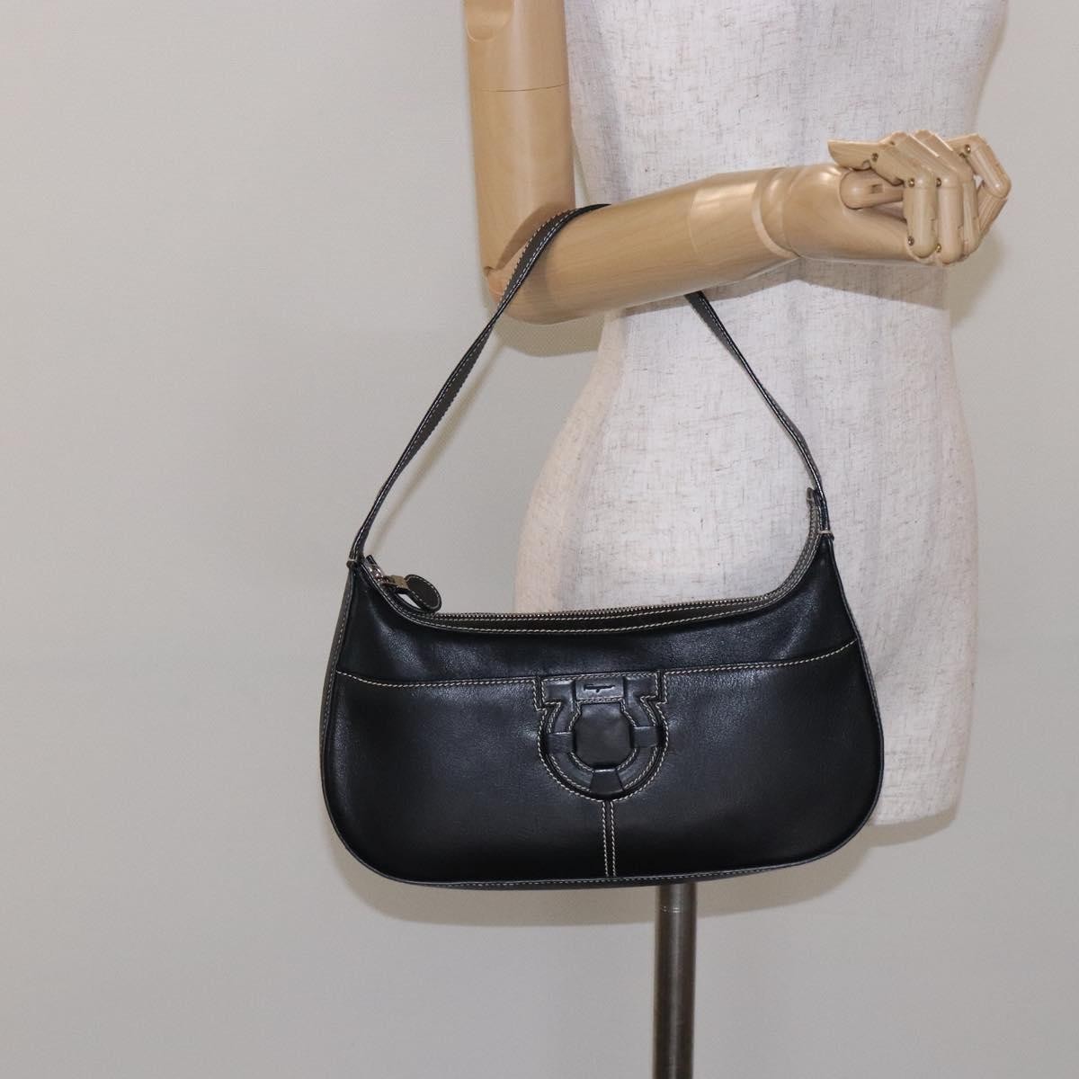Salvatore Ferragamo Gancini Shoulder Bag Leather, BLACK, LEATHER, Shoulder bag