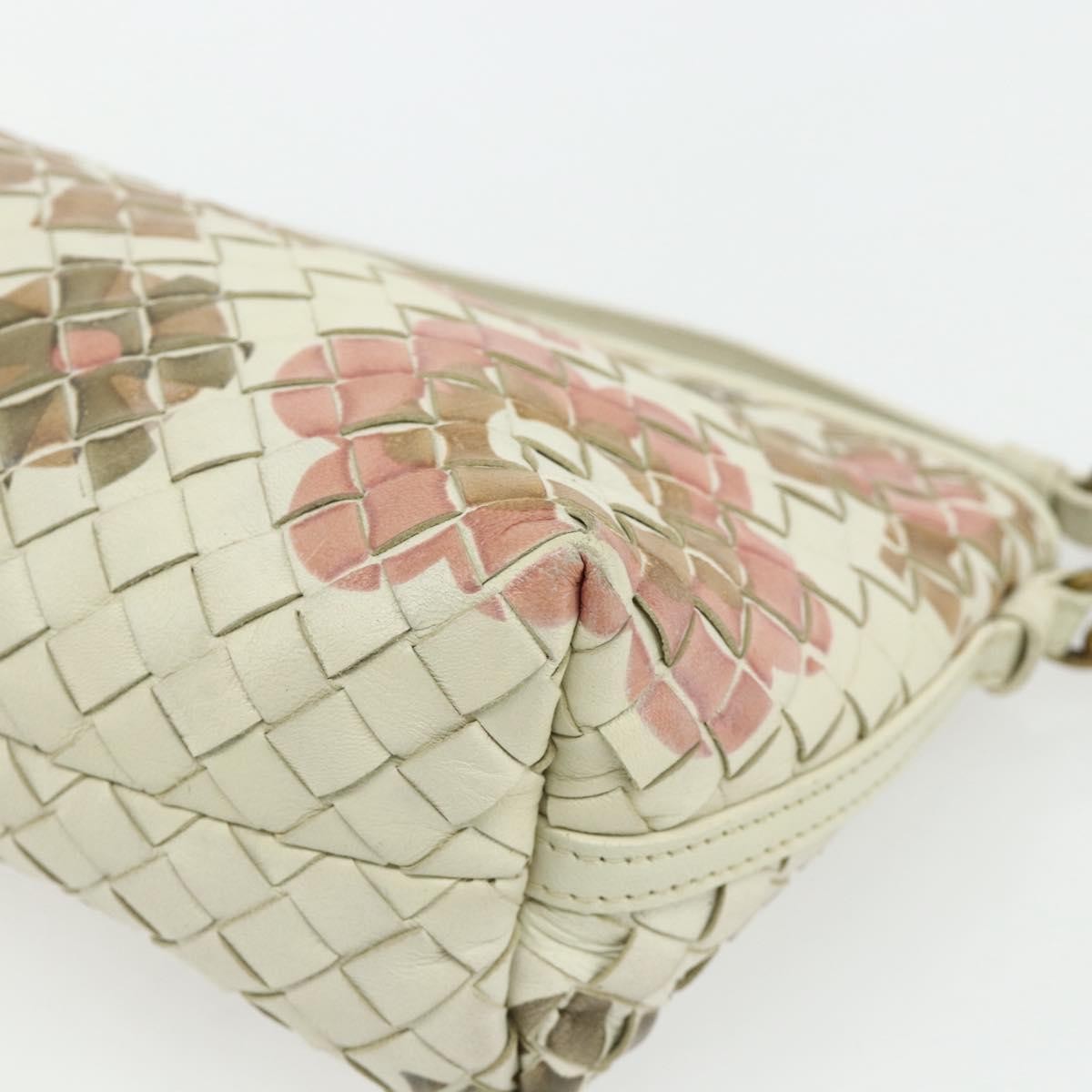 Bottega Veneta Intrecciato Clutch bag Leather, White, Leather, Clutch