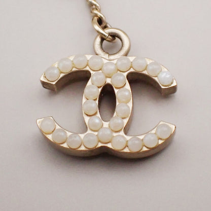 Chanel CC Pendant Necklace Faux Pearls and Metal, GOLD, GOLD_PLATED, Necklace