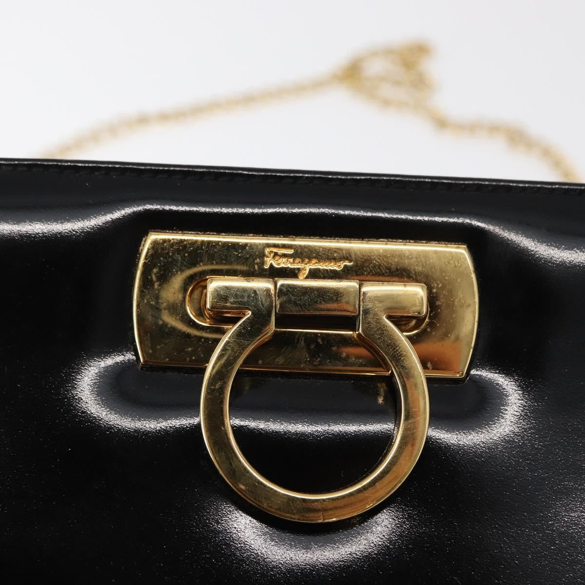 Salvatore Ferragamo Vintage Gancini Chain Shoulder Bag Patent Leather, BLACK, PATENT_LEATHER, Shoulder bag