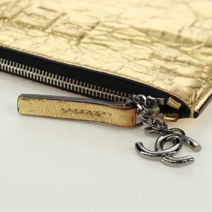 Chanel Feminine Pouch Crinkled Leather, Gold, Leather, Clutch