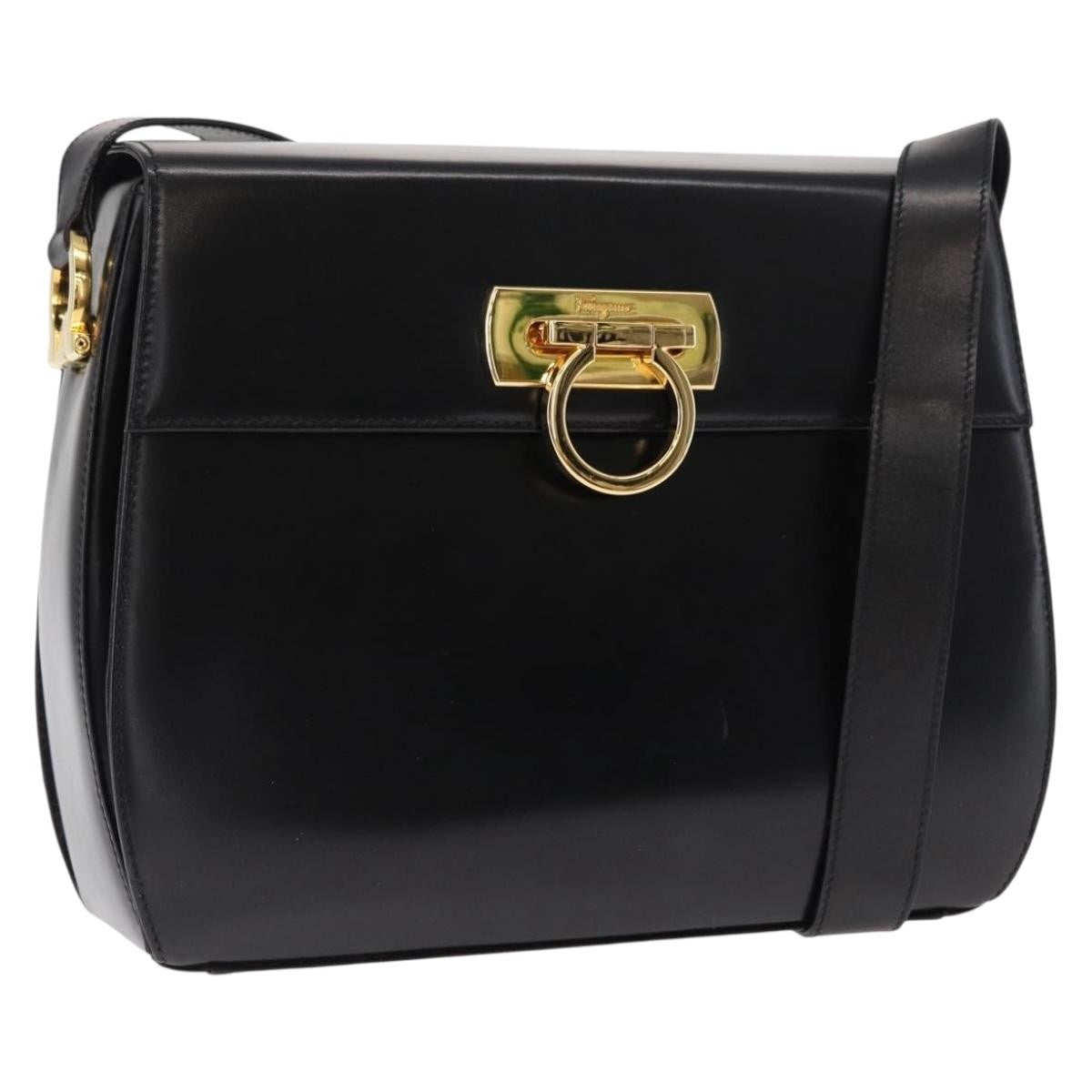 Salvatore Ferragamo Gancini Shoulder Bag Leather, BLACK, LEATHER, Shoulder bag