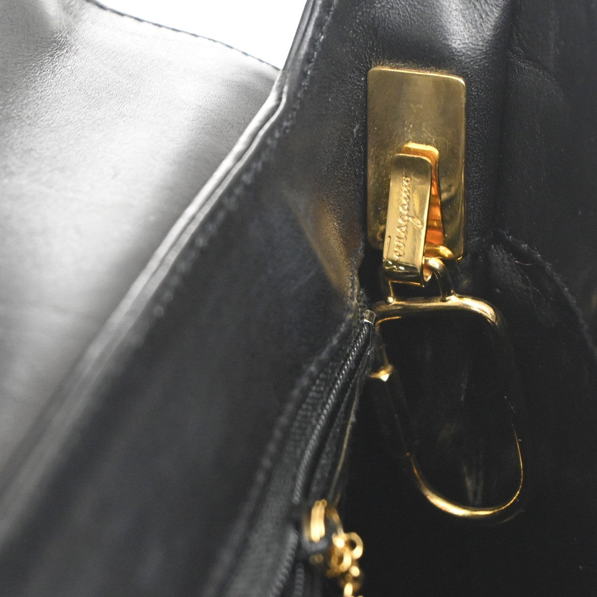 Salvatore Ferragamo Vintage Shoulder Bag Leather, BLACK, LEATHER, Shoulder bag