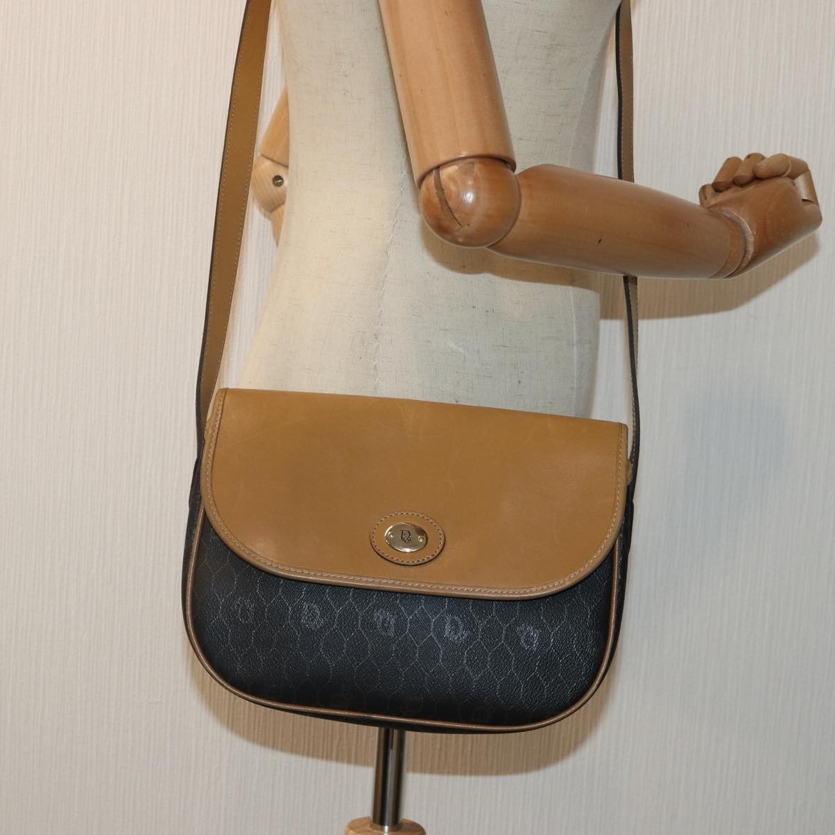 Christian Dior Vintage Honeycomb Shoulder Bag Canvas and Leather, BLACK, CANVAS, Shoulder bag
