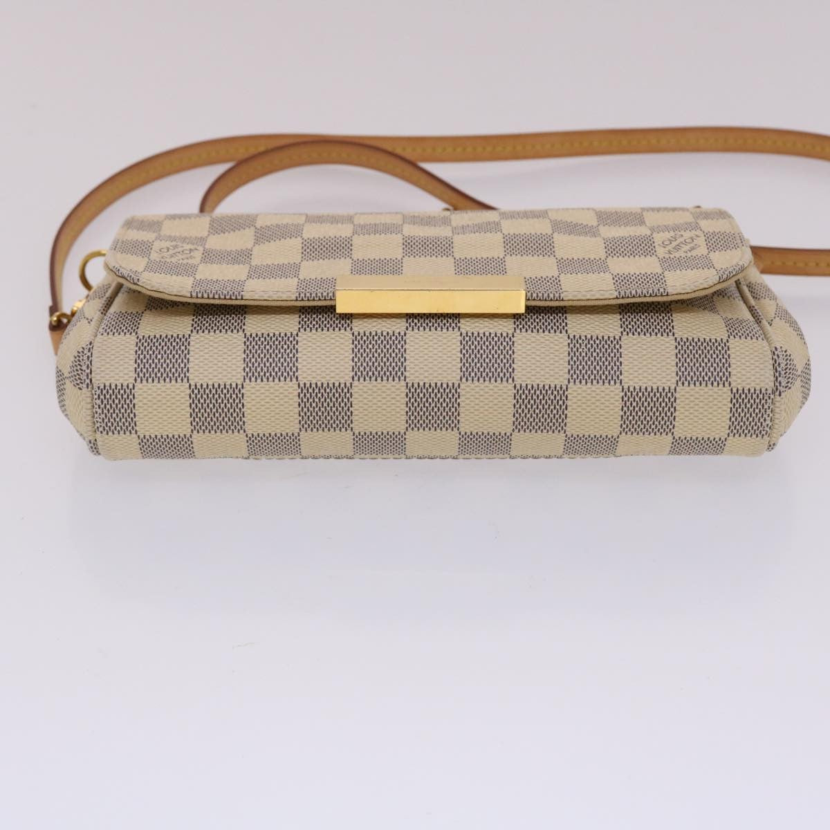 Louis Vuitton Favorite Handbag Damier, White, Canvas, Clutch