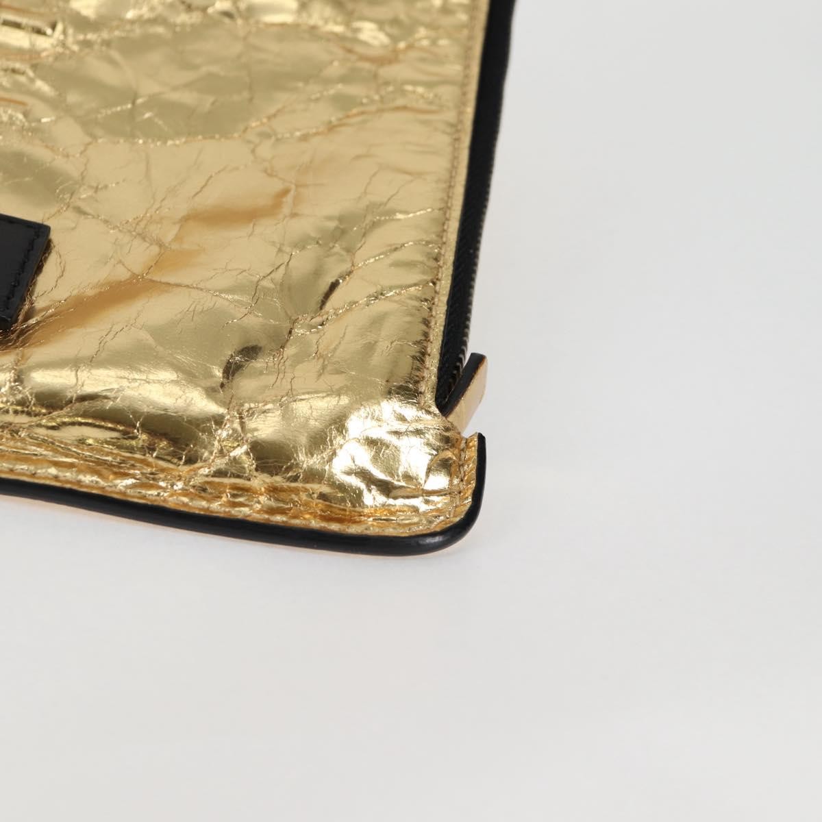 Chanel Feminine Pouch Crinkled Leather, GOLD, LEATHER, Clutche & pouche