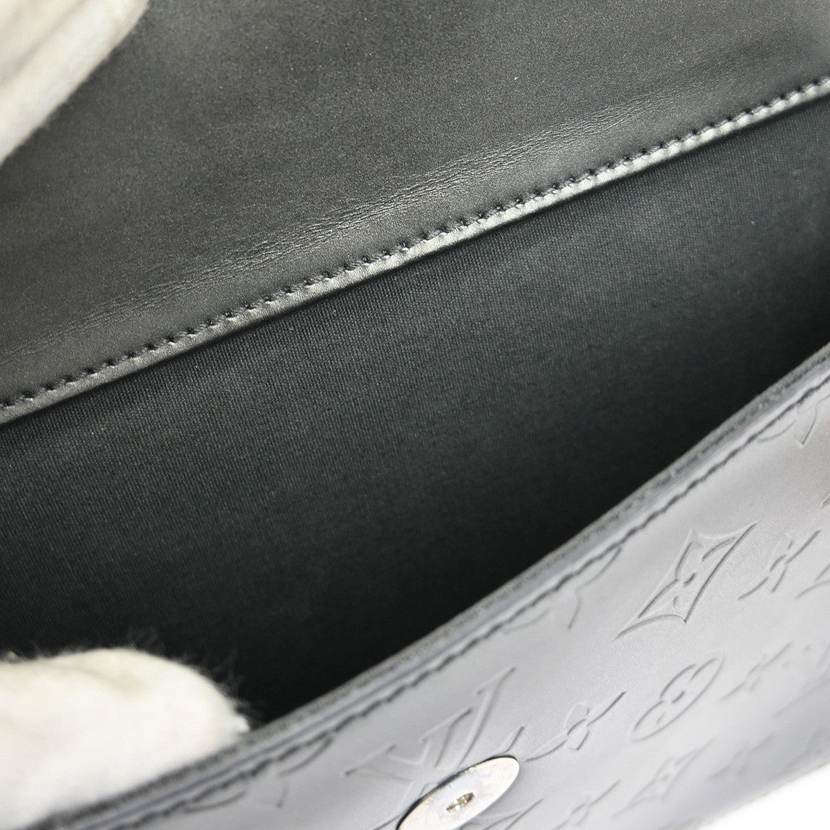 Louis Vuitton Mat Allston Handbag Monogram Vernis, Black, Leather, Shoulder Bag