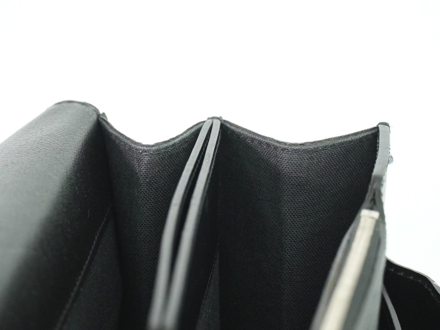 Louis Vuitton Neo Robusto 2 Briefcase Taiga Leather, BLACK, LEATHER, Briefcase