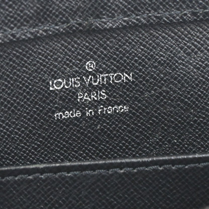Louis Vuitton Baikal Handbag Taiga Leather, BLACK, LEATHER, Clutche & pouche