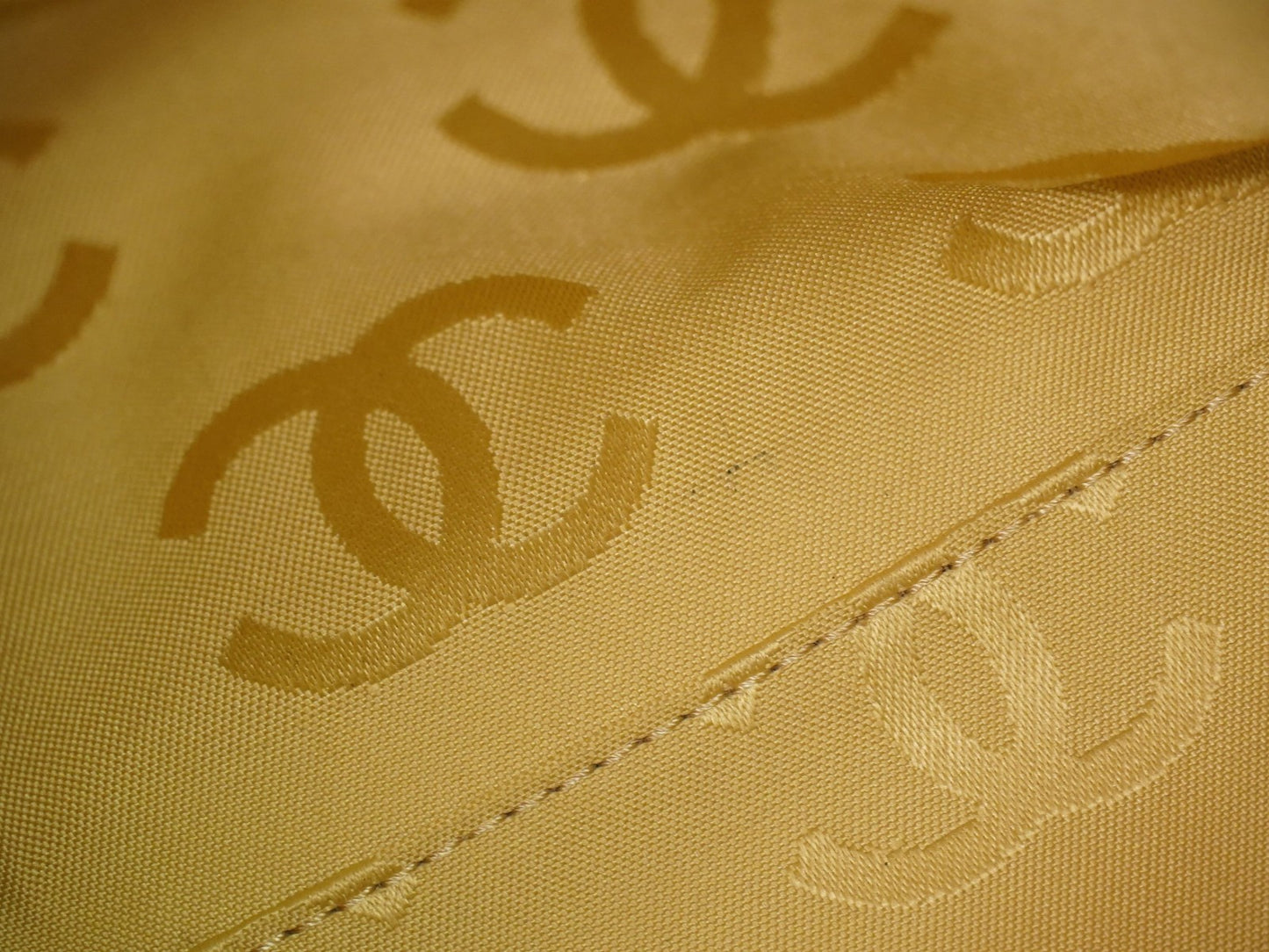 Chanel Surpique Tote Quilted Leather, BEIGE, LEATHER, Handbag