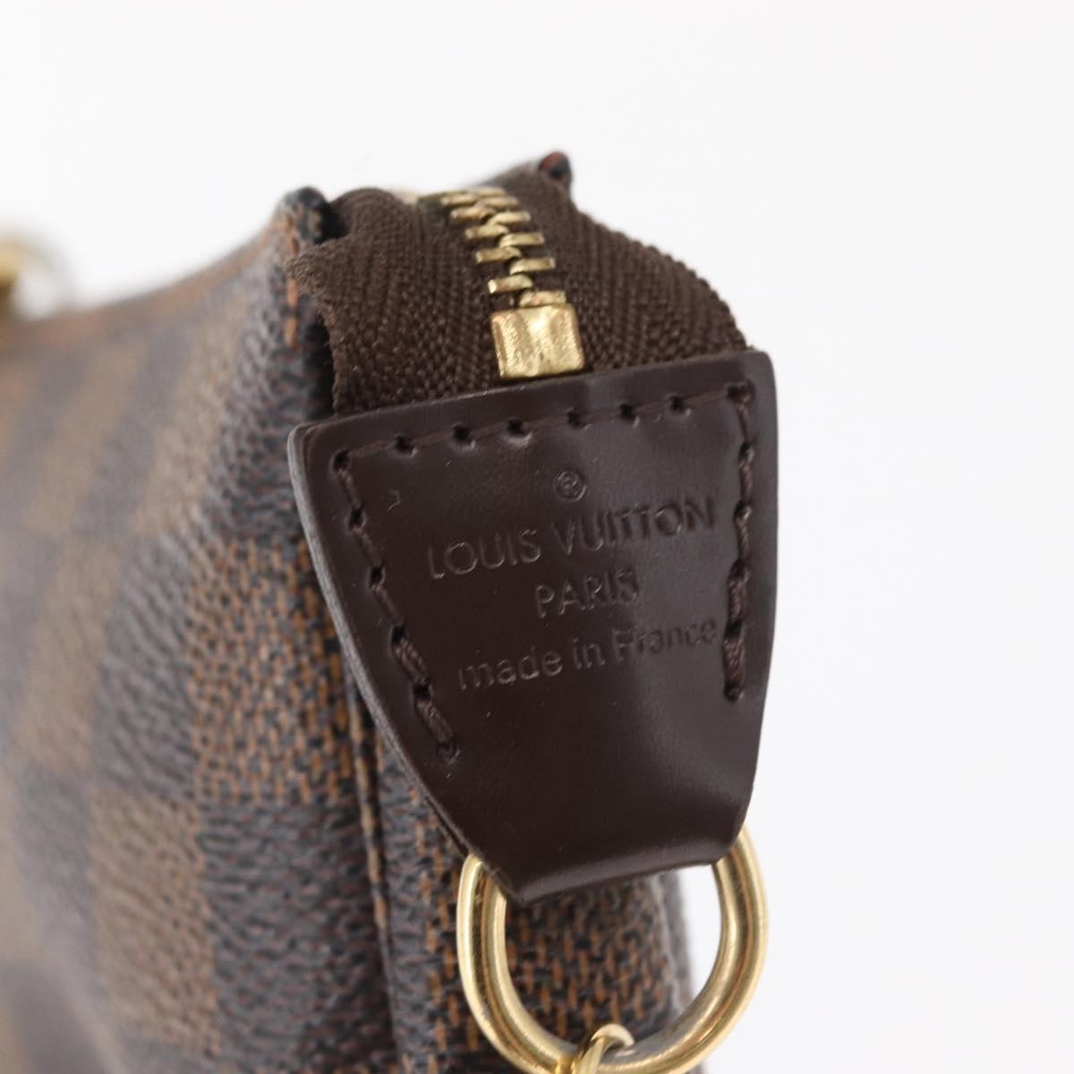 Louis Vuitton Mini pochette accessoires Damier Canvas, BROWN, CANVAS, Clutche & pouche