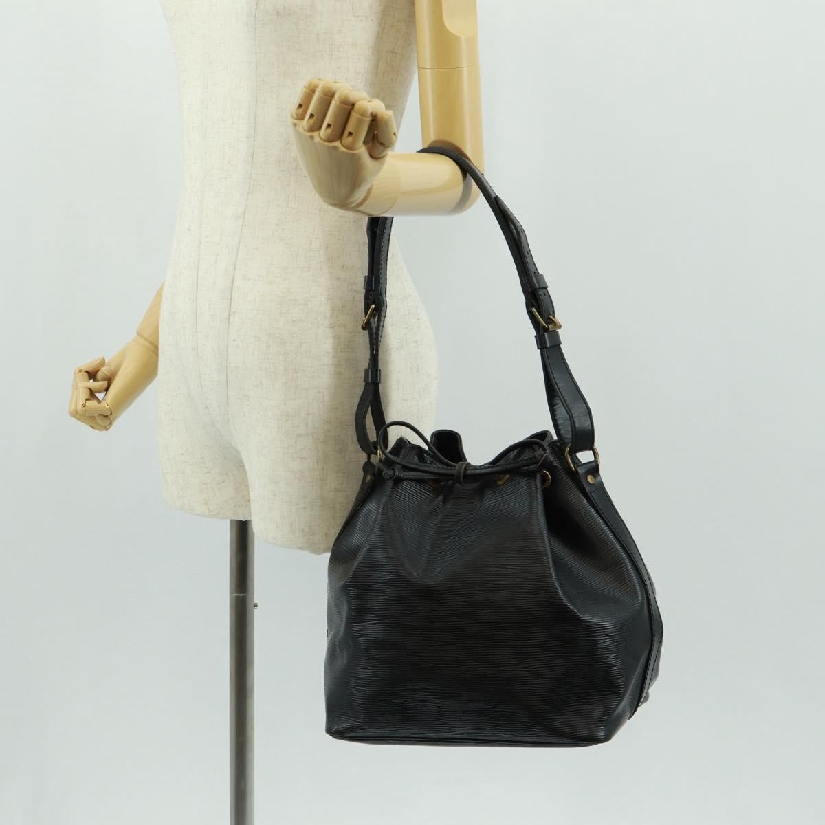 Louis Vuitton Petit Noe Handbag Epi Leather, BLACK, LEATHER, Shoulder bag