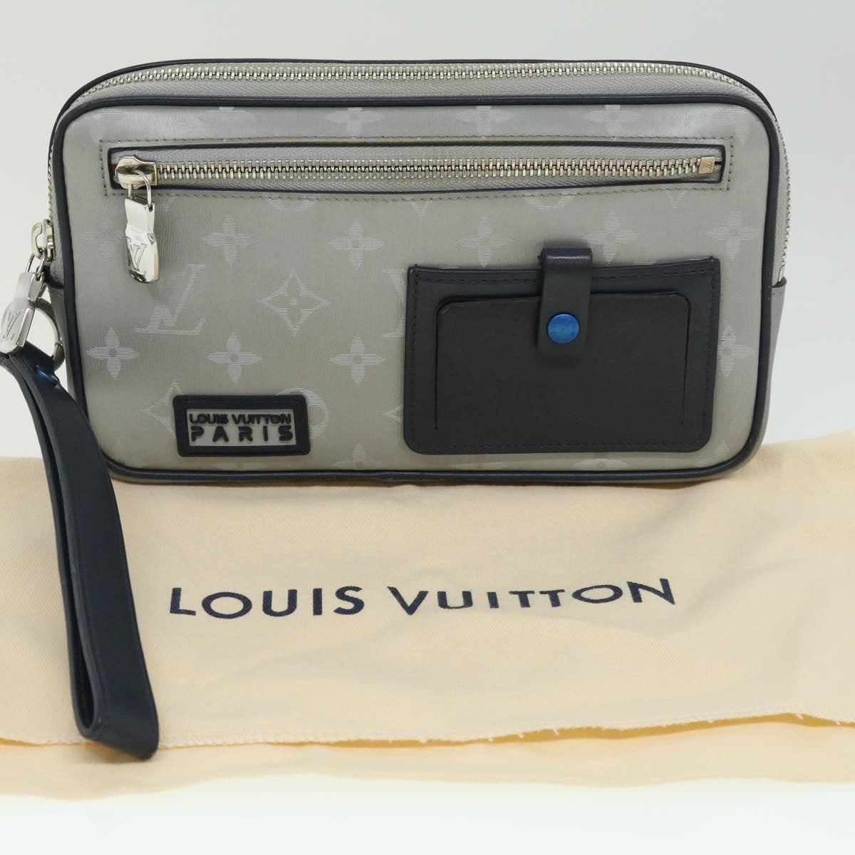 Louis Vuitton Alpha Clutch Limited Edition Monogram Satellite Canvas, SILVER, NYLON, Clutche & pouche