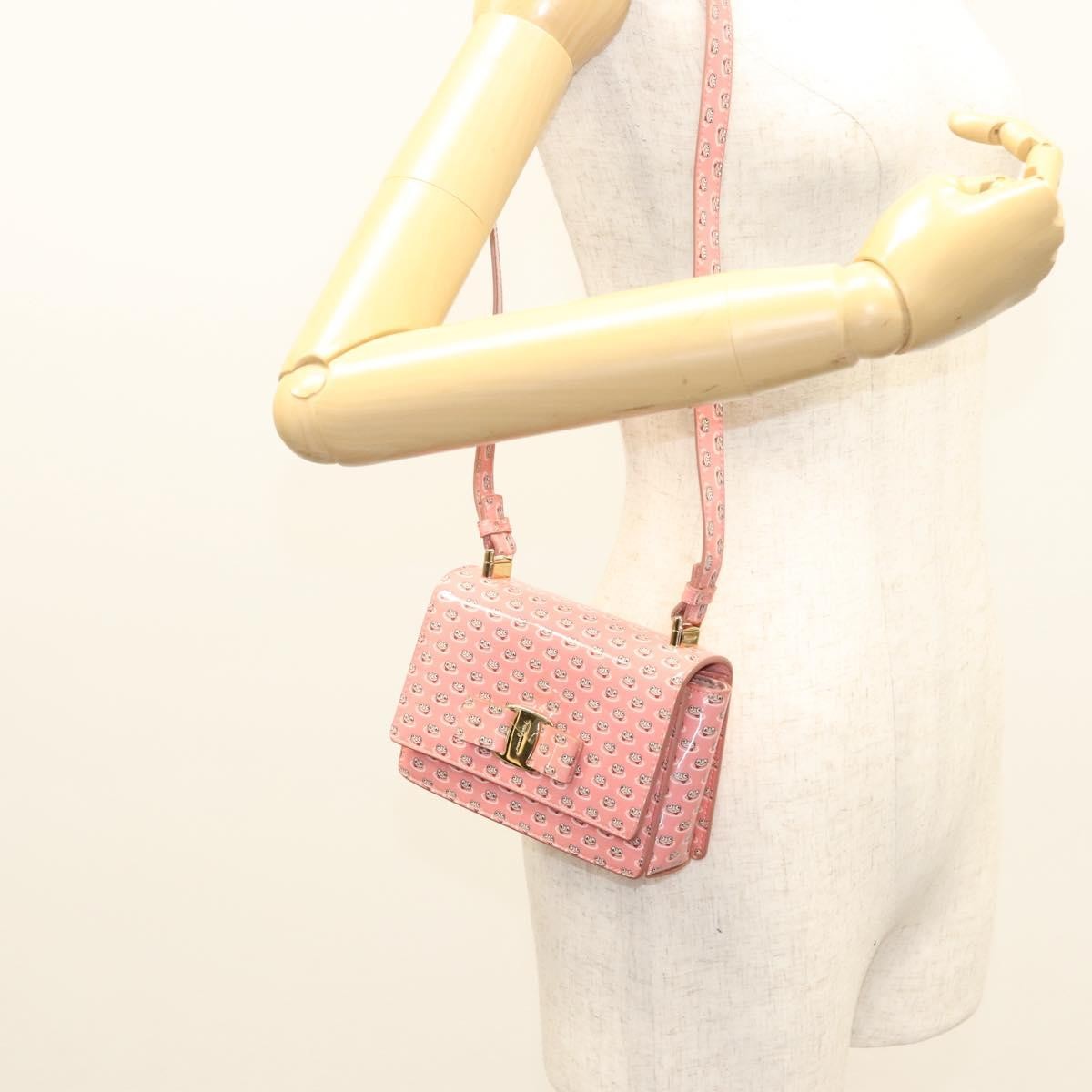 Salvatore Ferragamo Vala Shoulder Bag Patent Leather, PINK, PATENT_LEATHER, Shoulder bag
