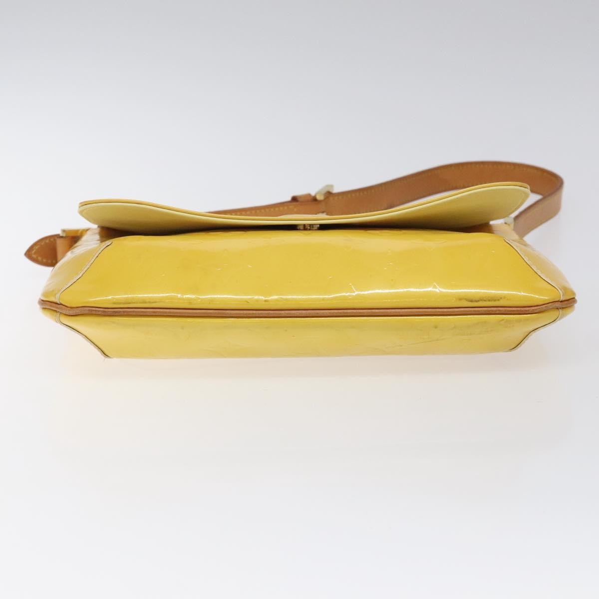 Louis Vuitton Thompson Street Handbag Monogram Vernis, YELLOW, PATENT_LEATHER, Handbag
