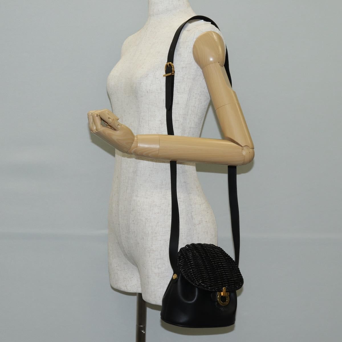 Salvatore Ferragamo Gancini Shoulder Bag Leather, BLACK, LEATHER, Shoulder bag