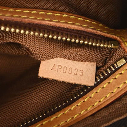 Louis Vuitton Trotteur Handbag Monogram Canvas, Brown, Canvas, Clutch