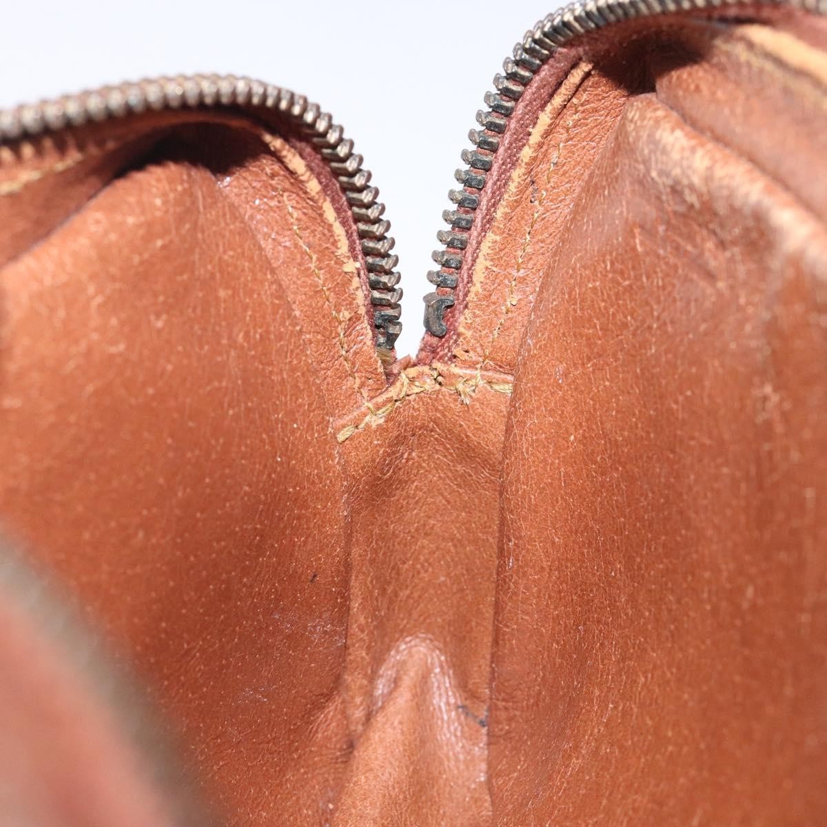 Louis Vuitton Monogram Clutch Monogram Canvas, BROWN, CANVAS, Clutche & pouche