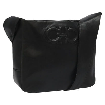 Salvatore Ferragamo Gancini Shoulder Bag Leather, BLACK, LEATHER, Shoulder bag
