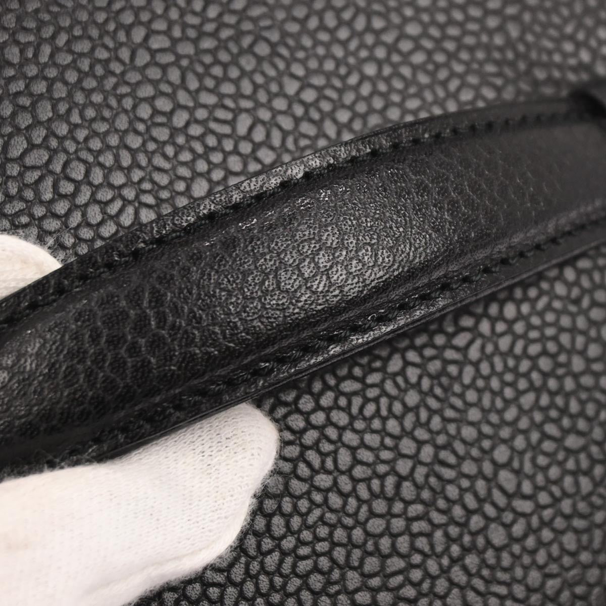 Chanel Vintage Timeless Cosmetic Case Caviar, Black, Leather, Clutch