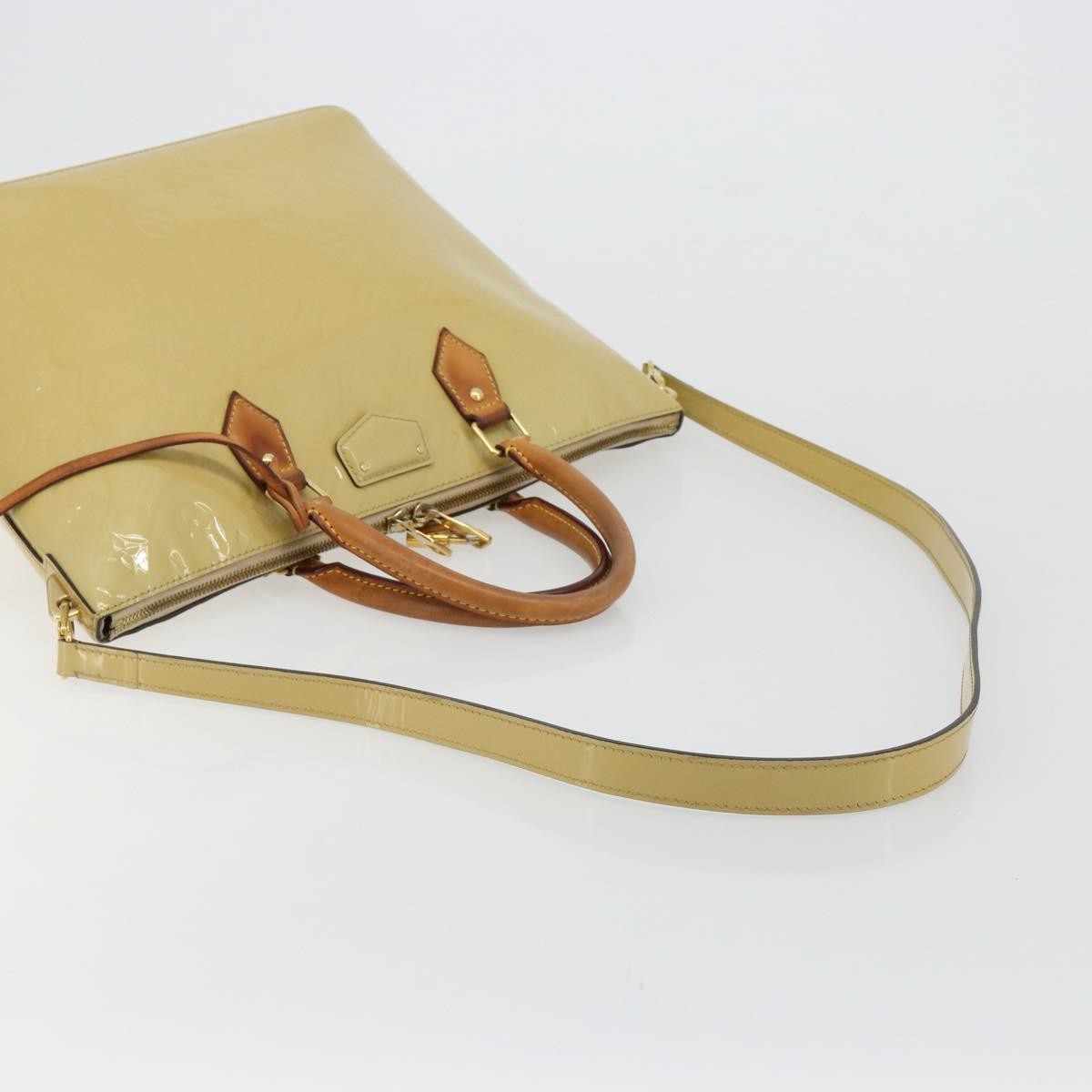 Louis Vuitton Montebello Handbag Monogram Vernis, Beige, Patent Leather, Handbag