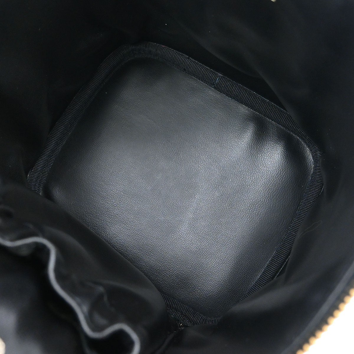 Chanel Vintage Timeless Cosmetic Case Caviar, Black, Leather, Clutch