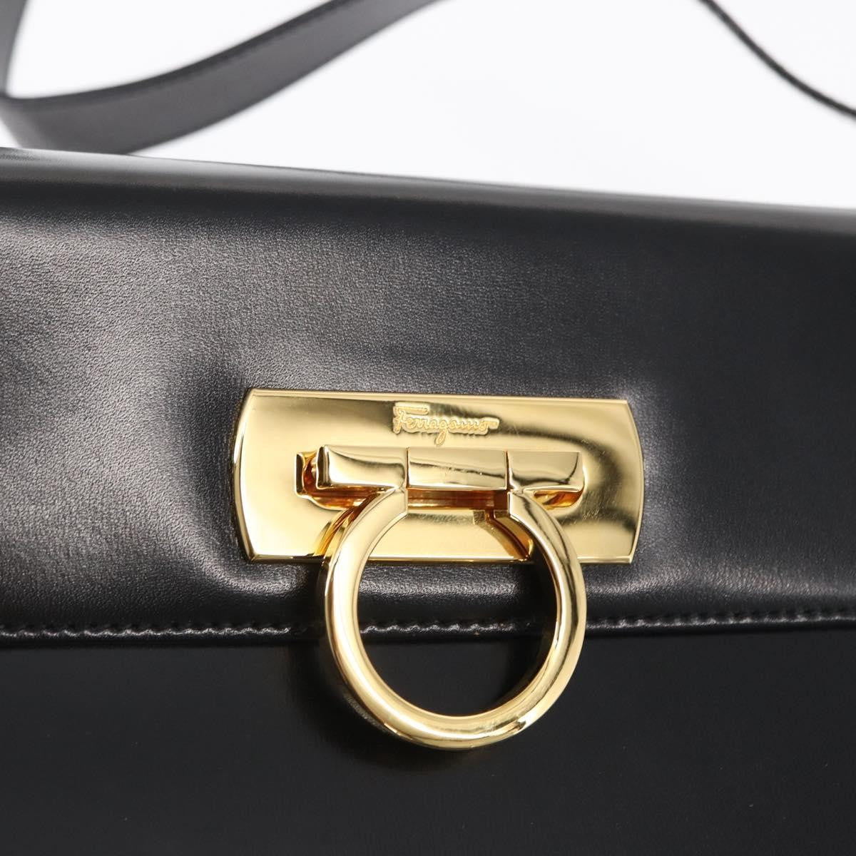 Salvatore Ferragamo Gancini Shoulder Bag Leather, BLACK, LEATHER, Shoulder bag