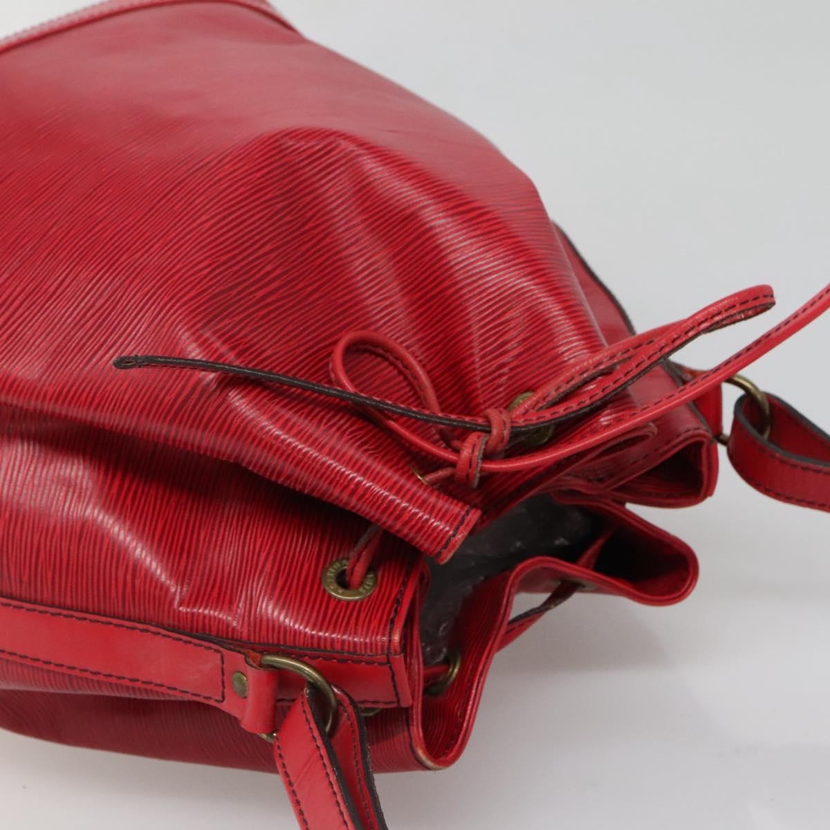 Louis Vuitton Noe Handbag Epi Leather, RED, LEATHER, Handbag