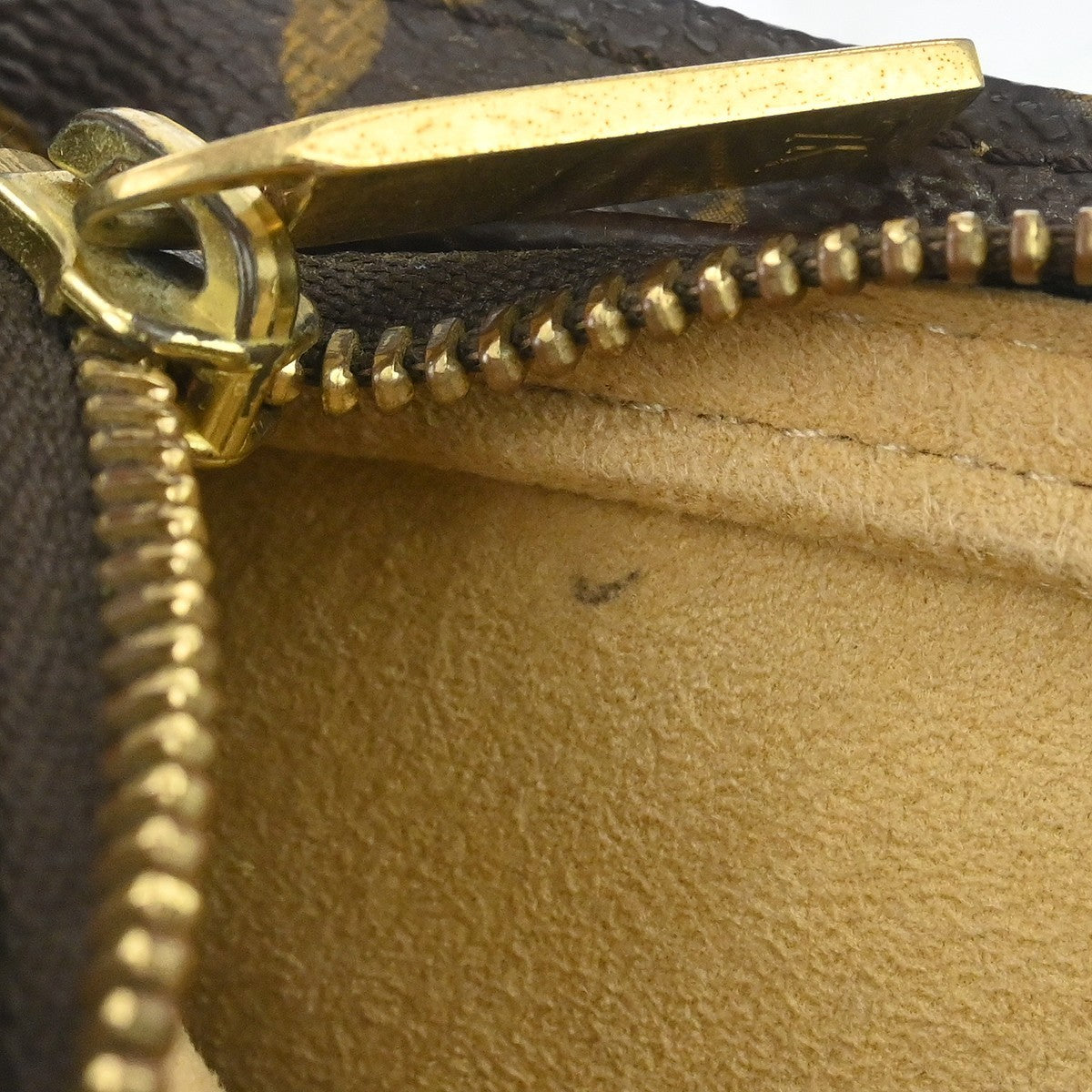 Louis Vuitton Monogram Looping Handbag Monogram Canvas, BROWN, CANVAS, Handbag