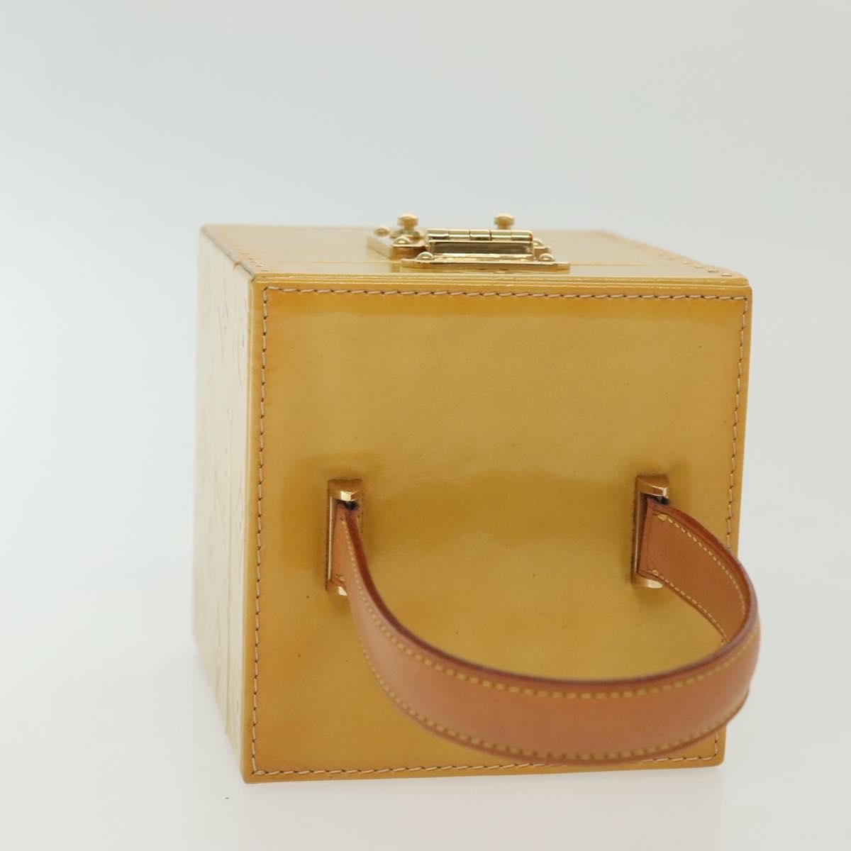 Louis Vuitton Bleecker Box Bag Monogram Vernis, BEIGE, PATENT_LEATHER, Clutche & pouche