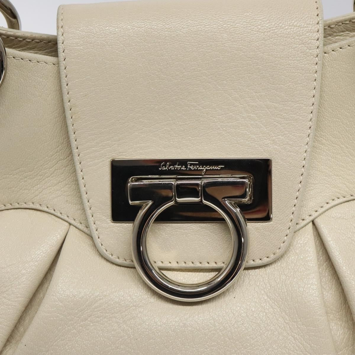 Salvatore Ferragamo Gancini Shoulder Bag Leather, WHITE, LEATHER, Shoulder bag